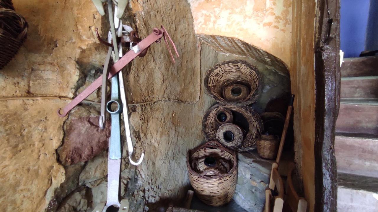 アヘル Casa Sisco. Grans Vistes Al Montsec I Panta De Camarasaヴィラ エクステリア 写真